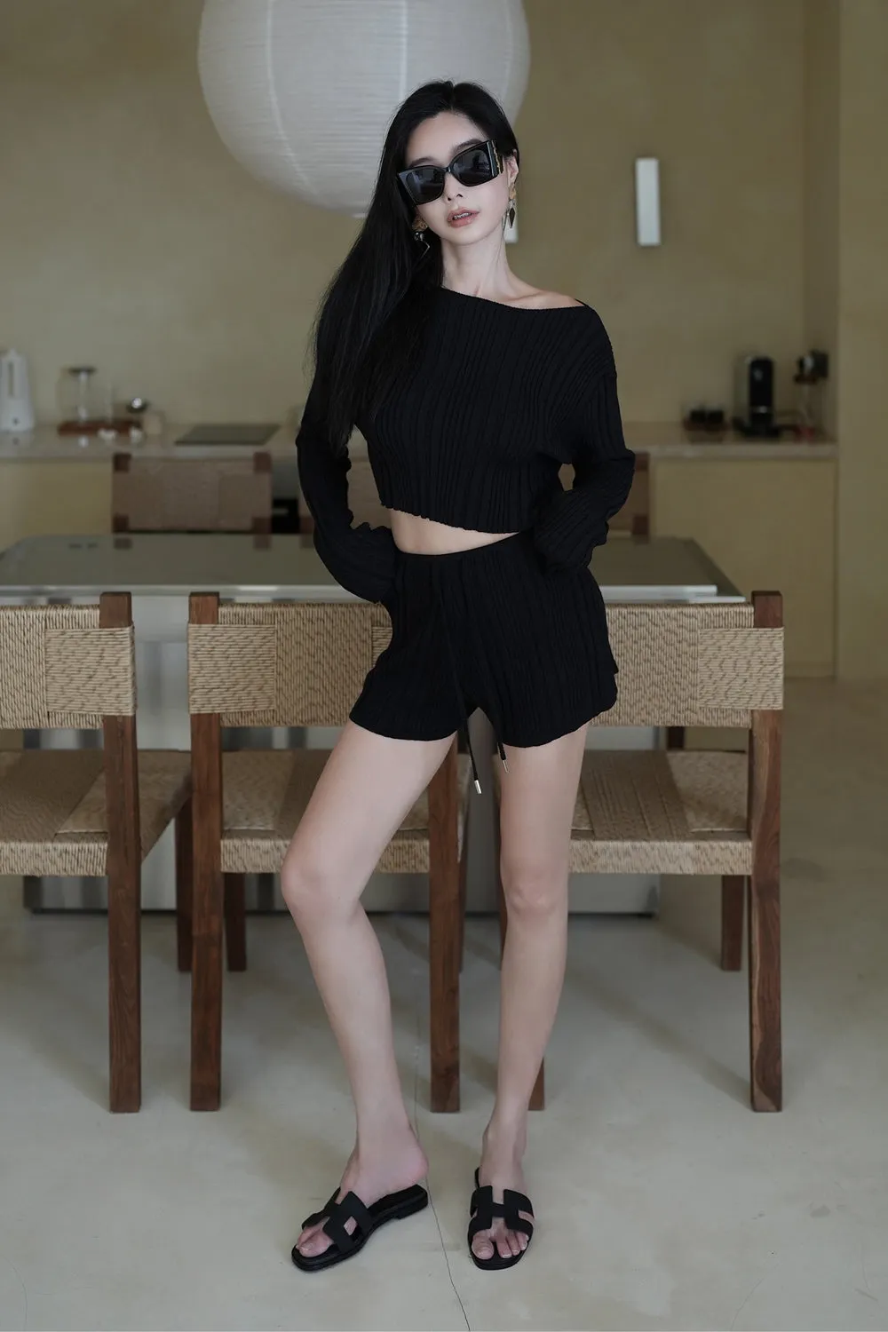 坑條針織抽繩短褲<br>WIDE RIBBED KNIT SHORTS